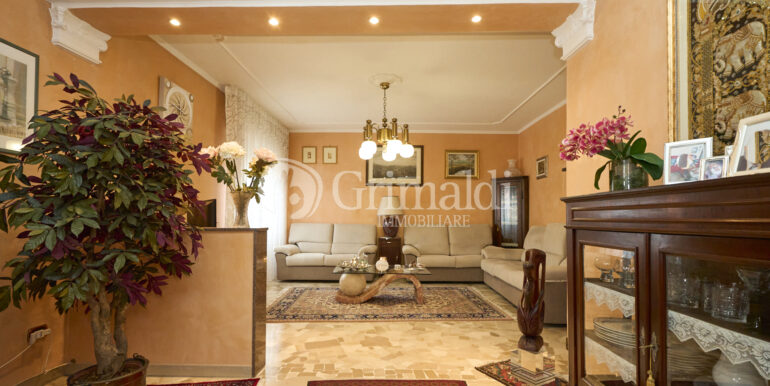 InOut_GV_02430