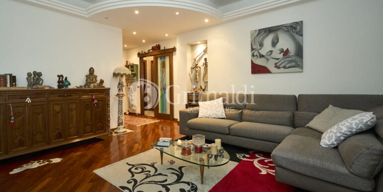 InOut_GV_01929