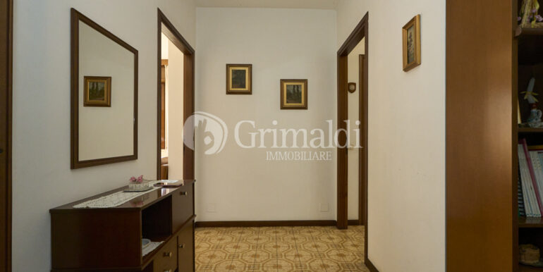 InOut_GV_03460