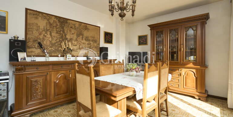 InOut_GV_03477