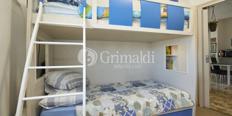 InOut_GV_09480