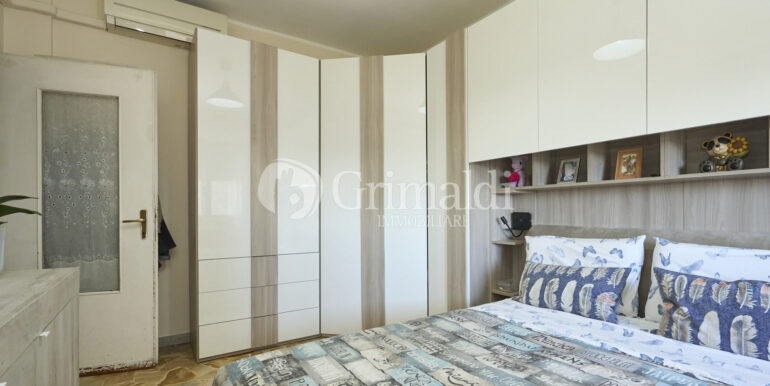 InOut_GV_09492